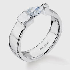 diamond ring TR 010